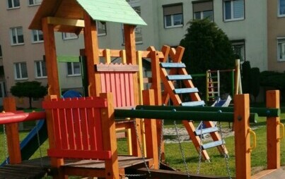 Zdjęcie do Wybudowano nowy plac zabaw